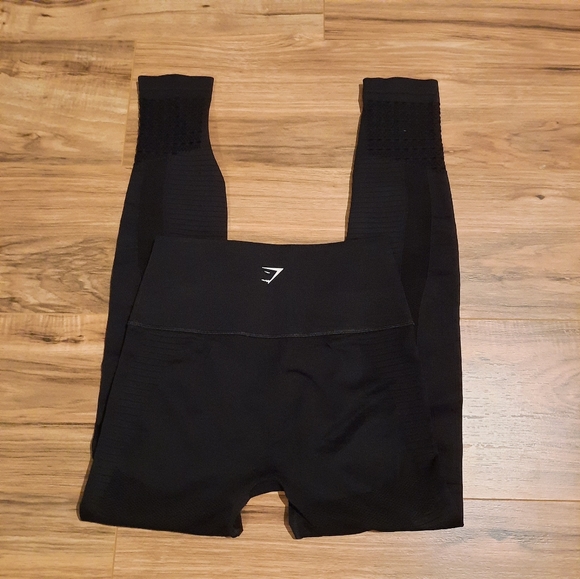 Gymshark Pants - Gymshark Energy Seamless Leggings Black Eyelet Perforated Size Small